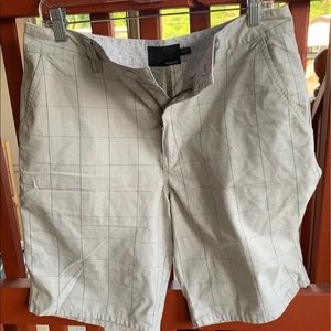 Hurley plaid plain front shorts